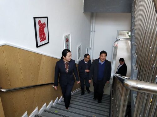 区委书记陈铎同志调研.视察崆峒区玄鹤幼儿园开园工作