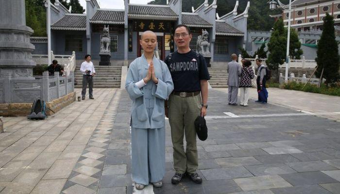 985高校毕业生,断发出家,被誉为中国最美尼姑_释正孝