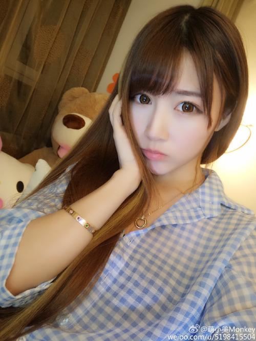 网红的萌小美他从yy女主播里面出来直接他当上的主持人