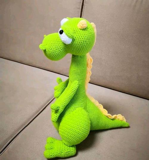 第2款钩针毛线恐龙玩偶眼睛脊背手指的详细编织教程-请收藏哦-完结