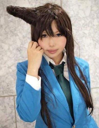 真人版毛利兰,虽然都是美女,辣眼睛不可避免!