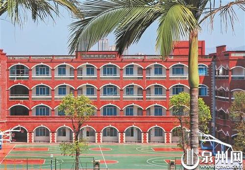 培元中学校园内"张文裕科学实验楼"(培元中学供图)