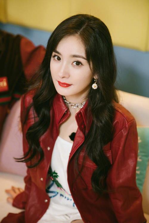 杨幂美照,气质优雅,美丽动人