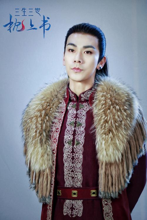 枕上书戴向宇近十套华服成最壕魔君美惨弱皮草ceo做东凤cp最强助攻