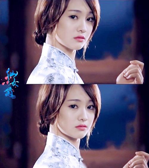 女明星的旗袍装,i碰觉得谁的最美最有韵味?