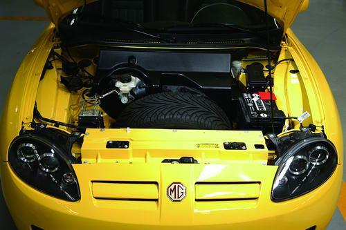 mg名爵tf发动机舱图片