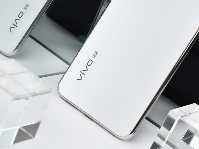 深挖vivos7十大亮点5g轻薄自拍旗舰牛在哪