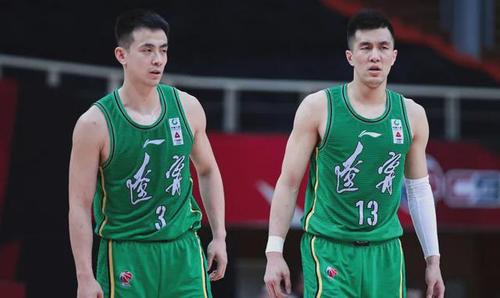 郭艾伦无缘本土mvp候选人,名记:即便郭艾伦参选我也选赵继伟