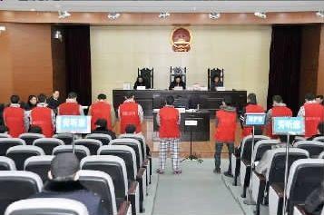 武汉"黑老大"犯七宗罪获刑20年 多年横行霸道敛财200万