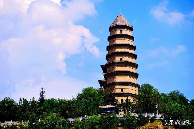 建党百年之际参观革命圣地延安宝塔山