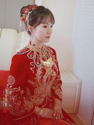 平刘海秀禾服造型|中式新娘造型|接亲造型_刘海_秀禾服_化妆_婚礼