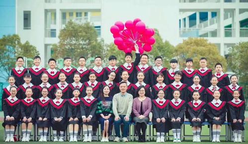 塘头学校六年级毕业照邀请函