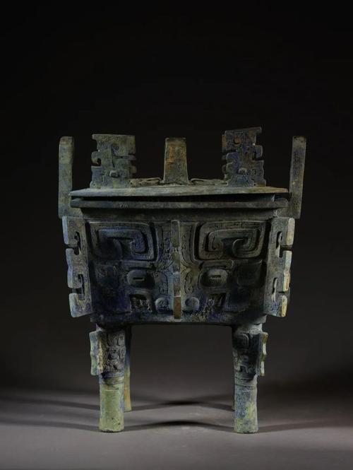 "汉淮传奇——噩国青铜器精粹展"还原噩国原貌