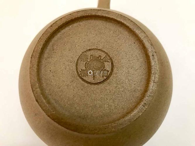 民国金鼎商标款冯桂林白锻泥刻诗文紫砂壶