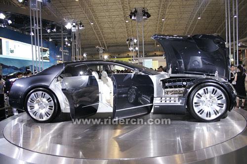 终极豪华-凯迪拉克sixteen