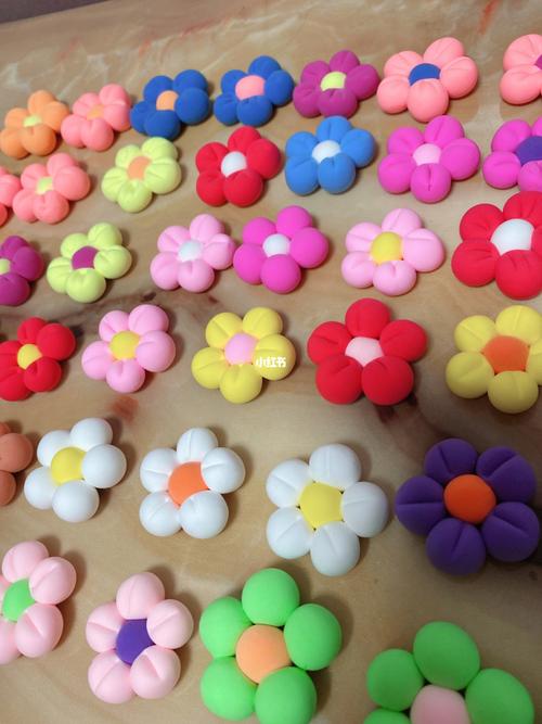 黏土小花朵_粘土_兴趣爱好_手工