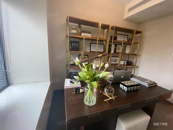 九曲河高端品质住宅 毗邻公园 轻轨配套,龙湖九里峰景