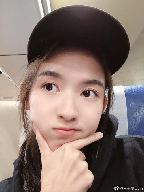 王玉雯的素颜照什么样王玉雯肖战谈恋爱了真的吗