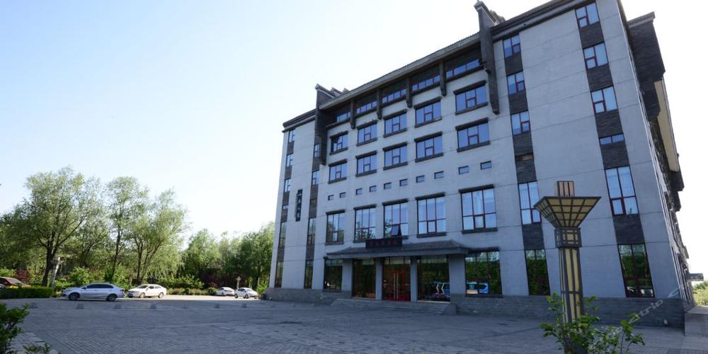 平山县 >> 酒店   标签: 宾馆 高档型  河北野生原度假村共多少人浏览