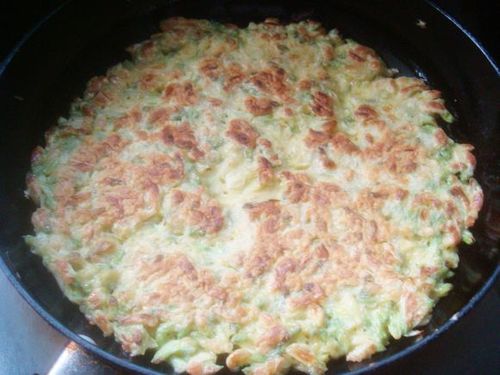 槐花鸡蛋饼的做法