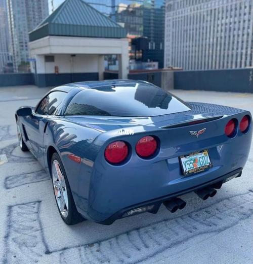 2011 雪佛兰克尔维特双门轿跑车,引擎爽!_跑车_汽车_汽车_汽车介绍