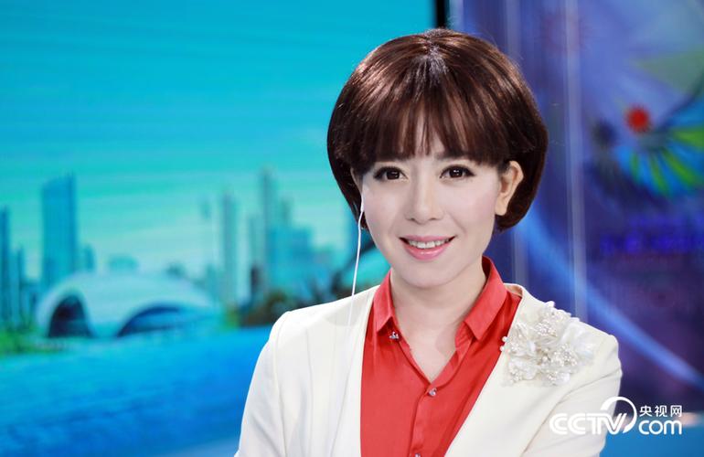 程雨涵cctv5程雨涵透视胸罩马凡舒内裤掉了视频