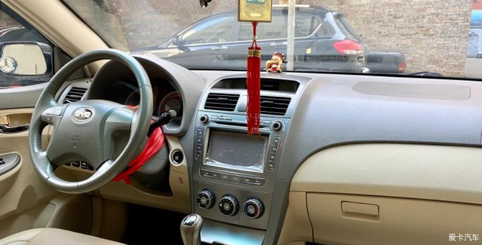 比亚迪l3内饰看着还是挺养眼的