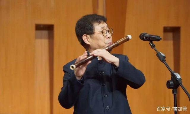 笛子演奏家,中国音乐家协会会员,中国音乐学院客座教授,中国竹笛学会
