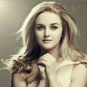 乌克兰女星"伊莉莎"演技也不差时尚又迷人