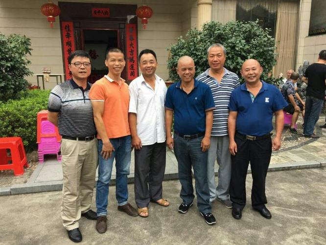 永定化肥厂工友们相聚于高陂廖寿春家随拍相册