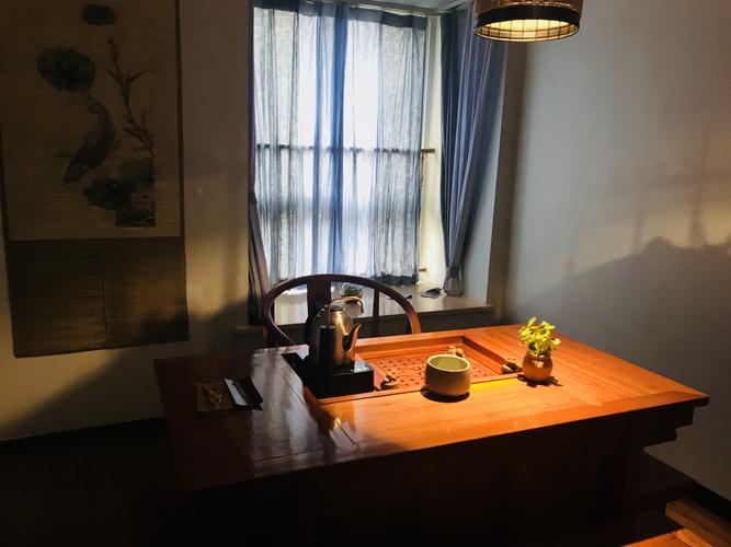 红茶馆