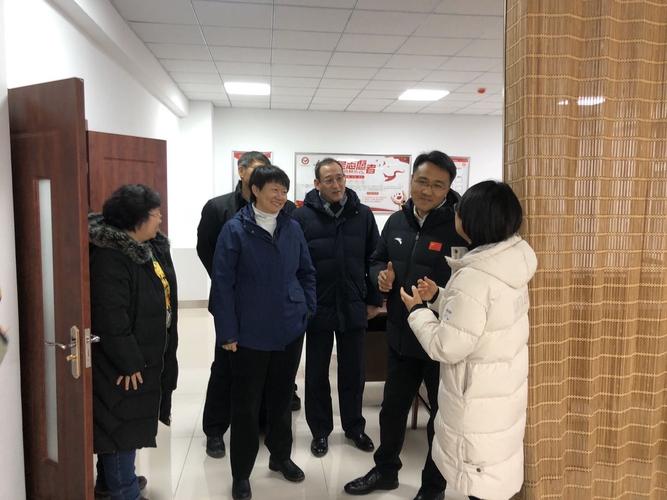 区委张德副书记,区政府李晓萌副区长考察浑河湾街道品质社区工作建设