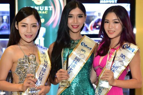 珠海第26届环球比基尼小姐大赛福建三名佳丽载誉而归