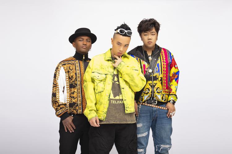 南征北战nzbz:每首歌都是一次奇幻旅程