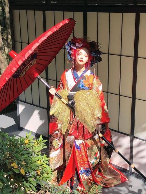 有一种惊艳叫谢安然的"花魁"造型,不仅很精致,还自带故事感