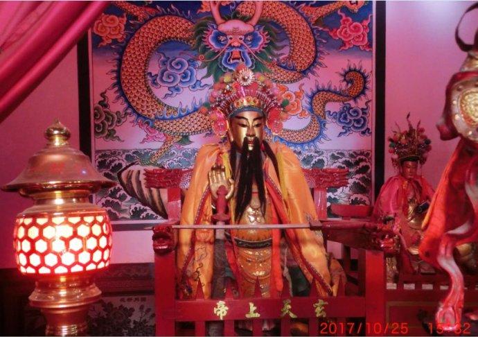 下碑村的"上帝爷公"