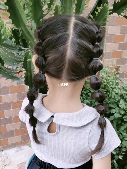 儿童编发#手残党看过来,简单好看的泡泡辫_编发_手残