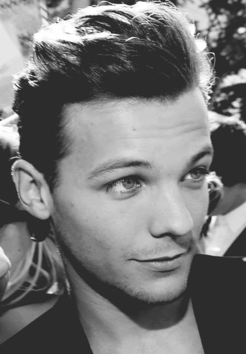 louistomlinson from one direction