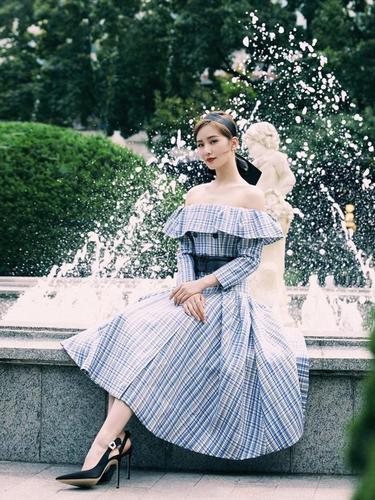 刘诗诗美腿高跟图片