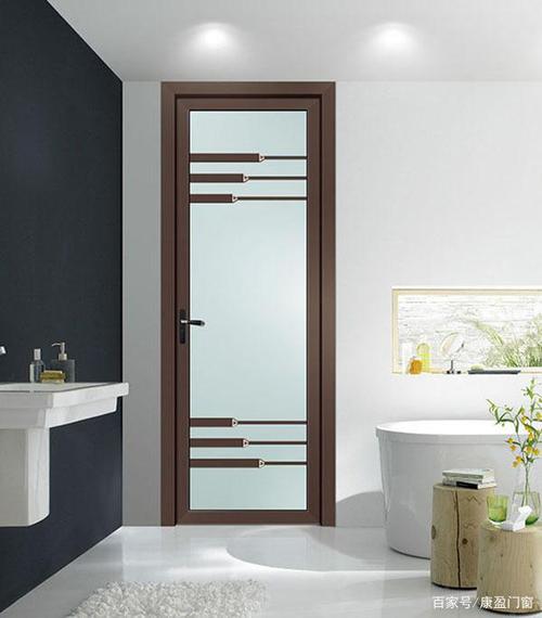 卫生间平开门效果图