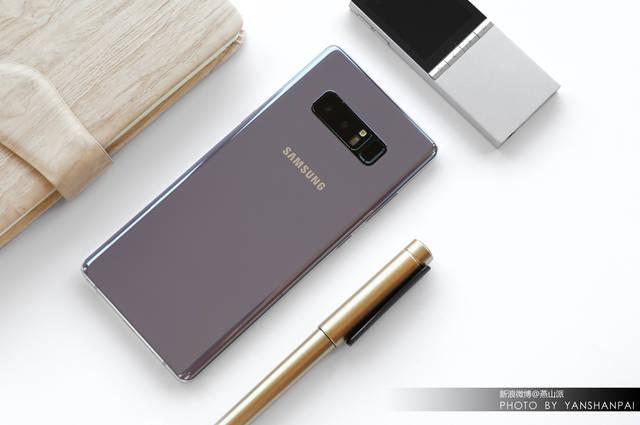 三星note8旷野灰版图赏,同为全面屏为何ta却是多人眼中的颜值王