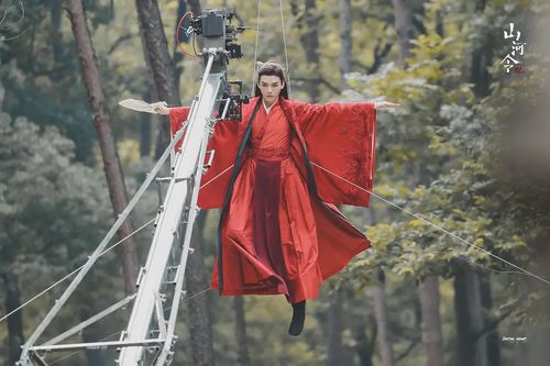 岭后面的红衣温客行路透