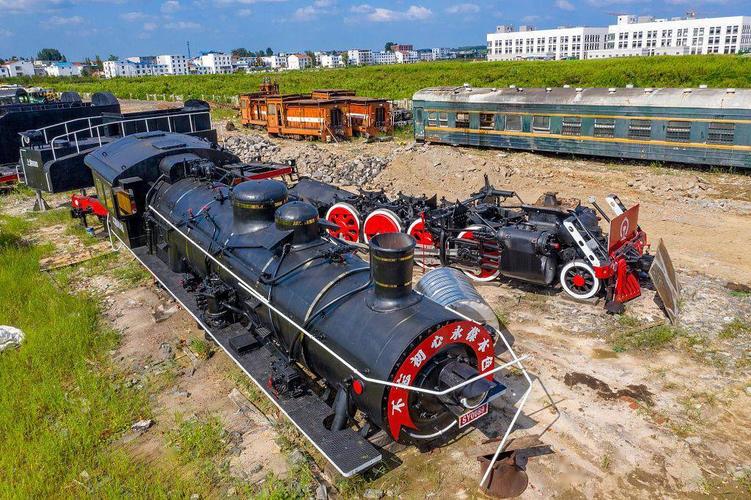 报废的火车只能卖废铁湖北的老火车司机给你答案