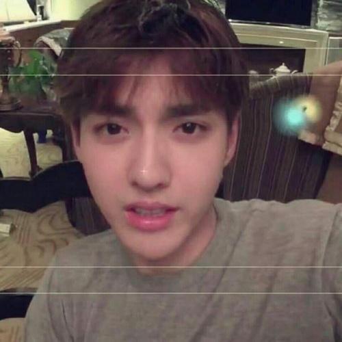 小鸡嘴逆天鼻梁吴亦凡整容没多图扒吴亦凡