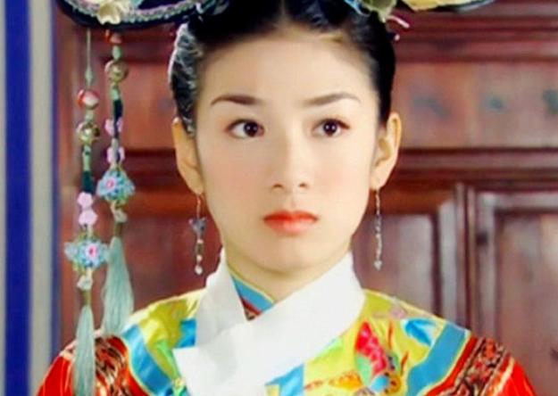 黄奕这"天仙"般的美颜深深震撼了, 在《还珠格格第三部天上人间》里面