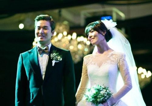 wonder girls先艺与新郎更多婚礼现场照,"美丽的同行"