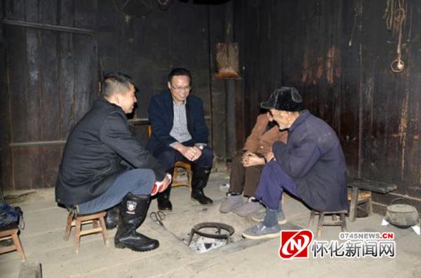 怀化市水务集团深入溆浦县大江口镇白岩头村开展扶贫工作