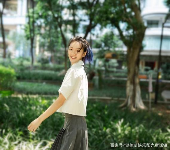 贺美琦学院风照片,清新靓丽,时尚唯美