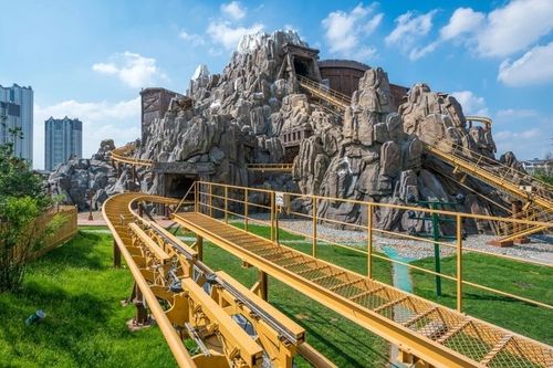 哈尔滨 松北区 万达游乐园 万达茂 宝马娱雪乐园