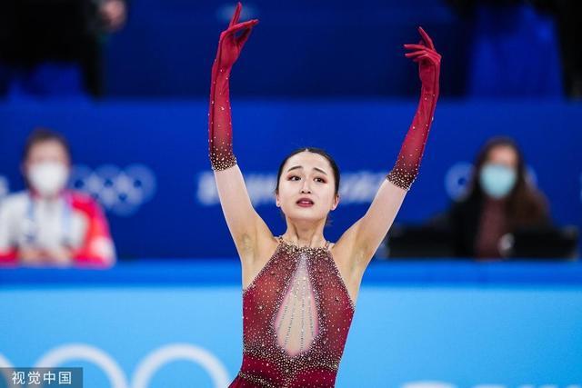 图花样滑冰团体赛女单自由滑朱易出战